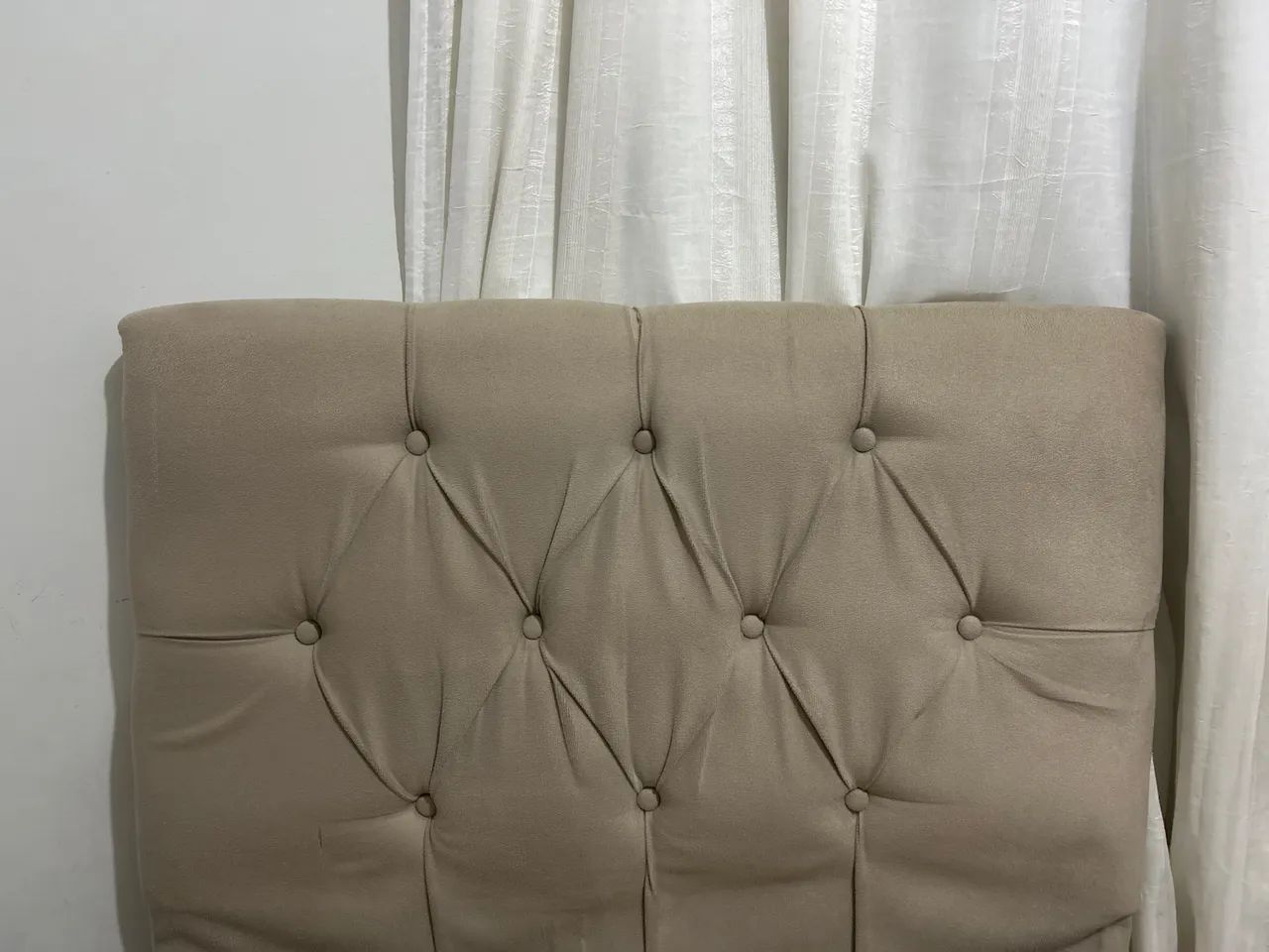 Vendo cabeceira de cama de solteiro 