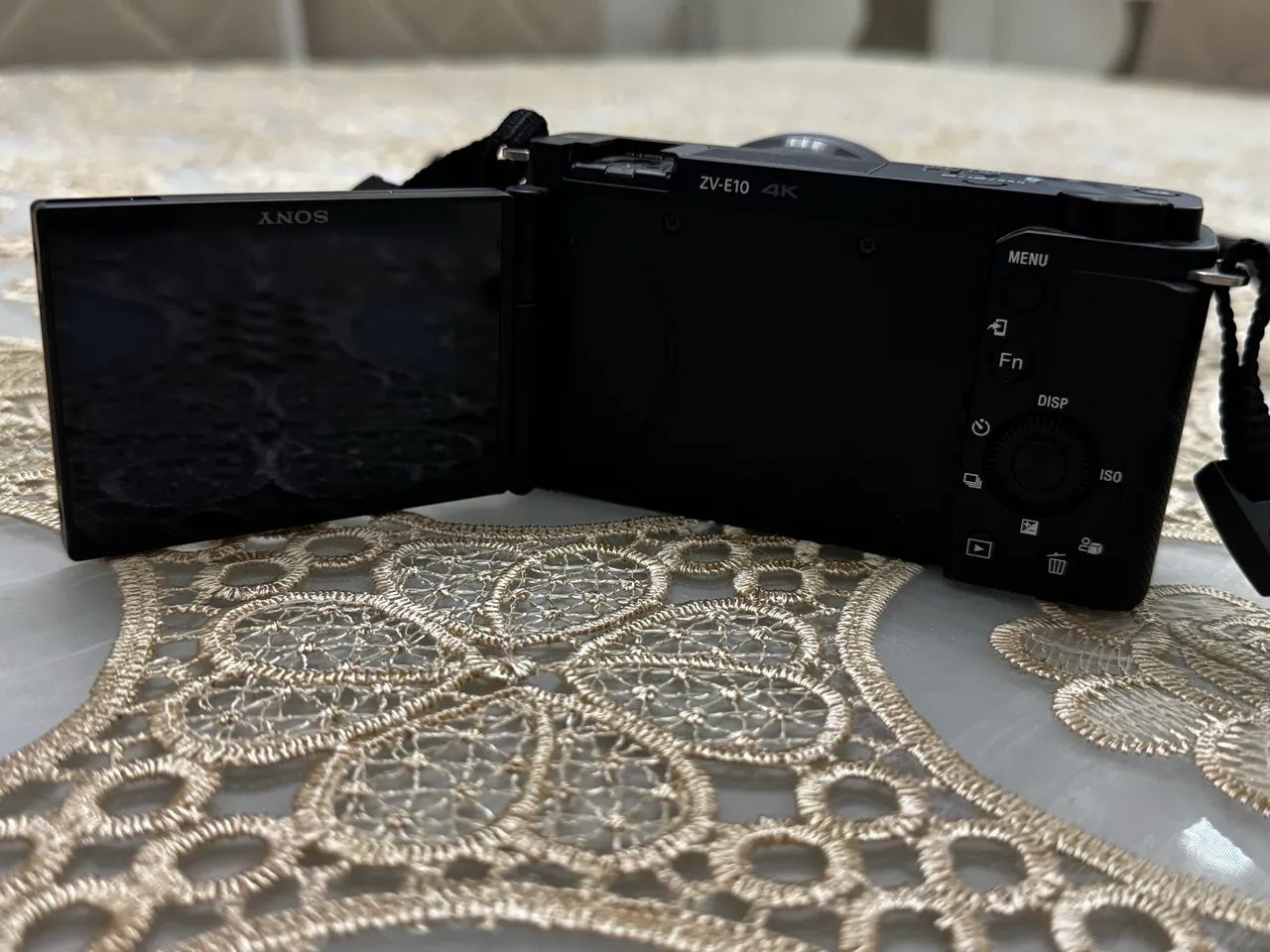 Câmera Sony Alpha ZV-E10  - Foto 4
