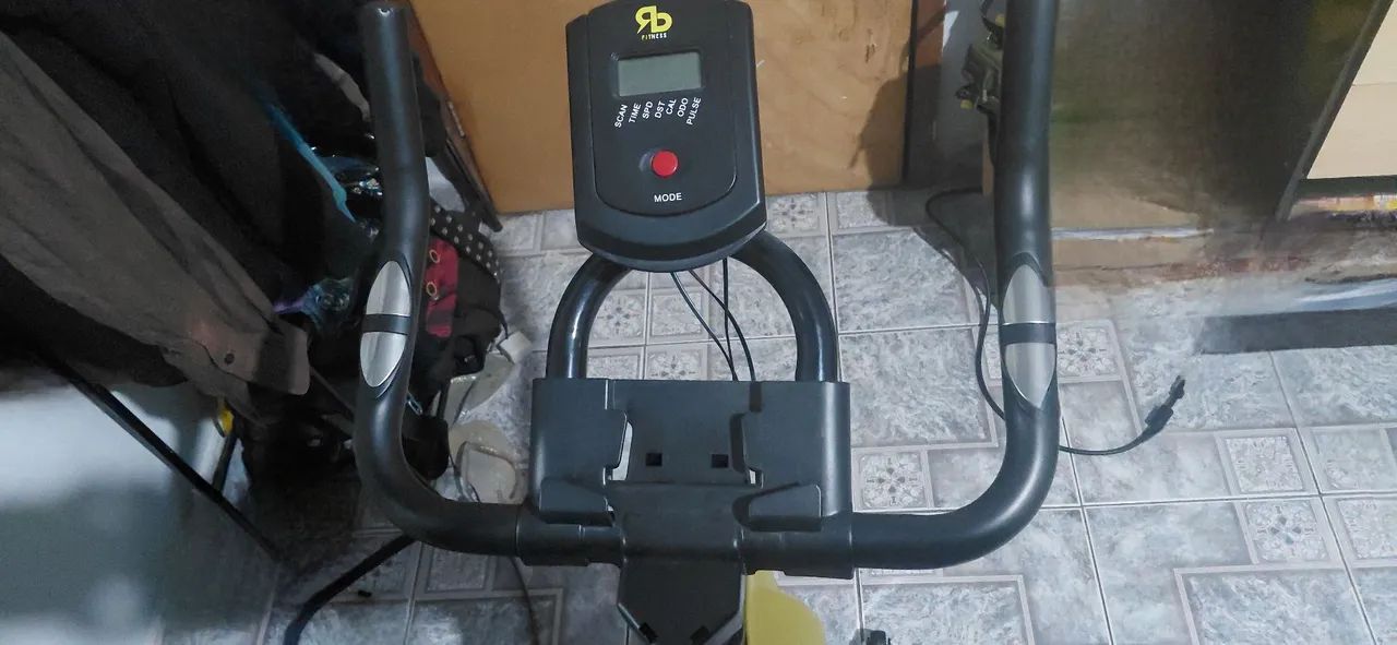 Bicicleta Spinning Ótimas Condições + Brinde Sensor XOSS Arena - Foto 2