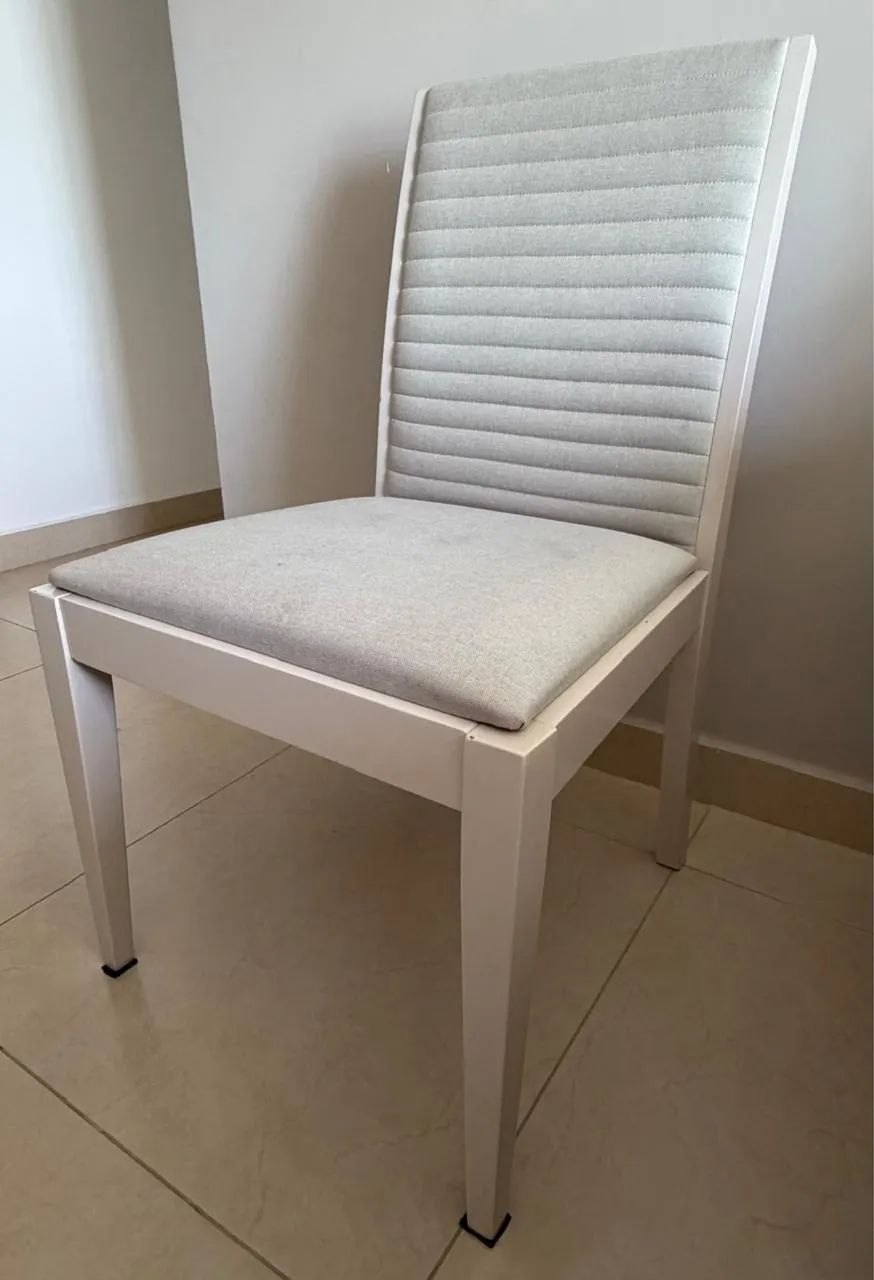     Cadeiras de Jantar em Ótimo Estado - Venda