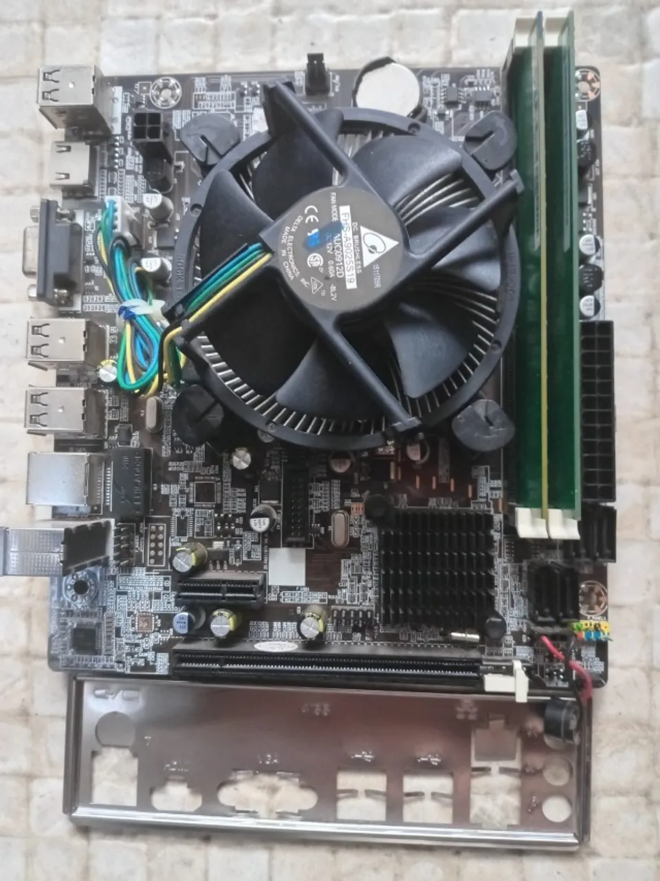 Kit Intel i5 4670 + 16GB RAM DDR3 + Placa Mãe ASUS H87M-E