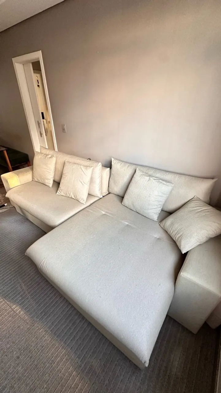 Sofá retrátil 2,90m em linho bem conservado - Foto 2