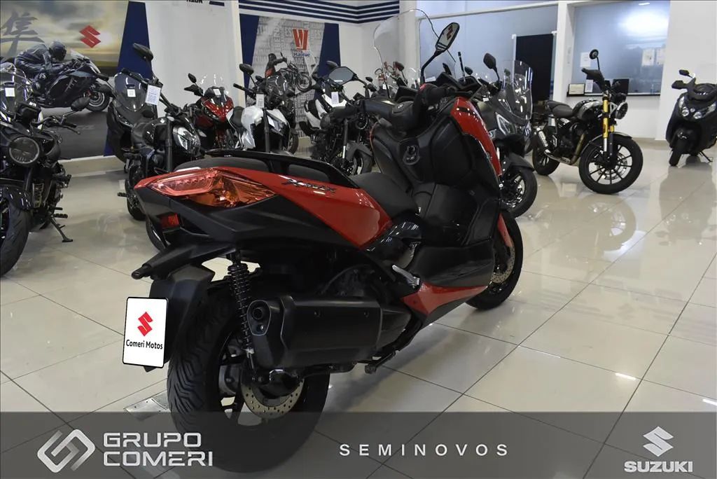 YAMAHA XMAX ABS - Foto 4