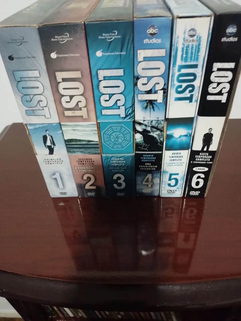 Vendo Colecao DVDs e Boxes