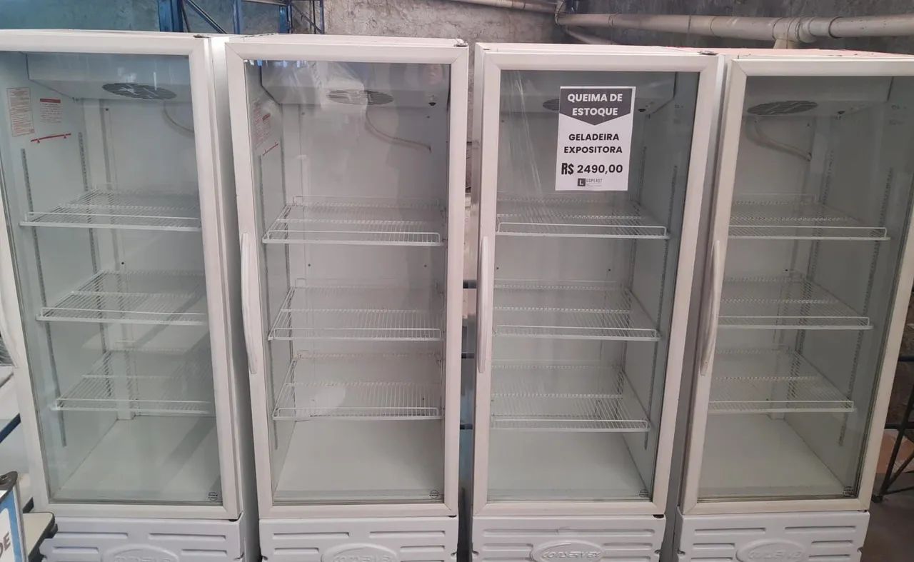 Geladeira expositora 