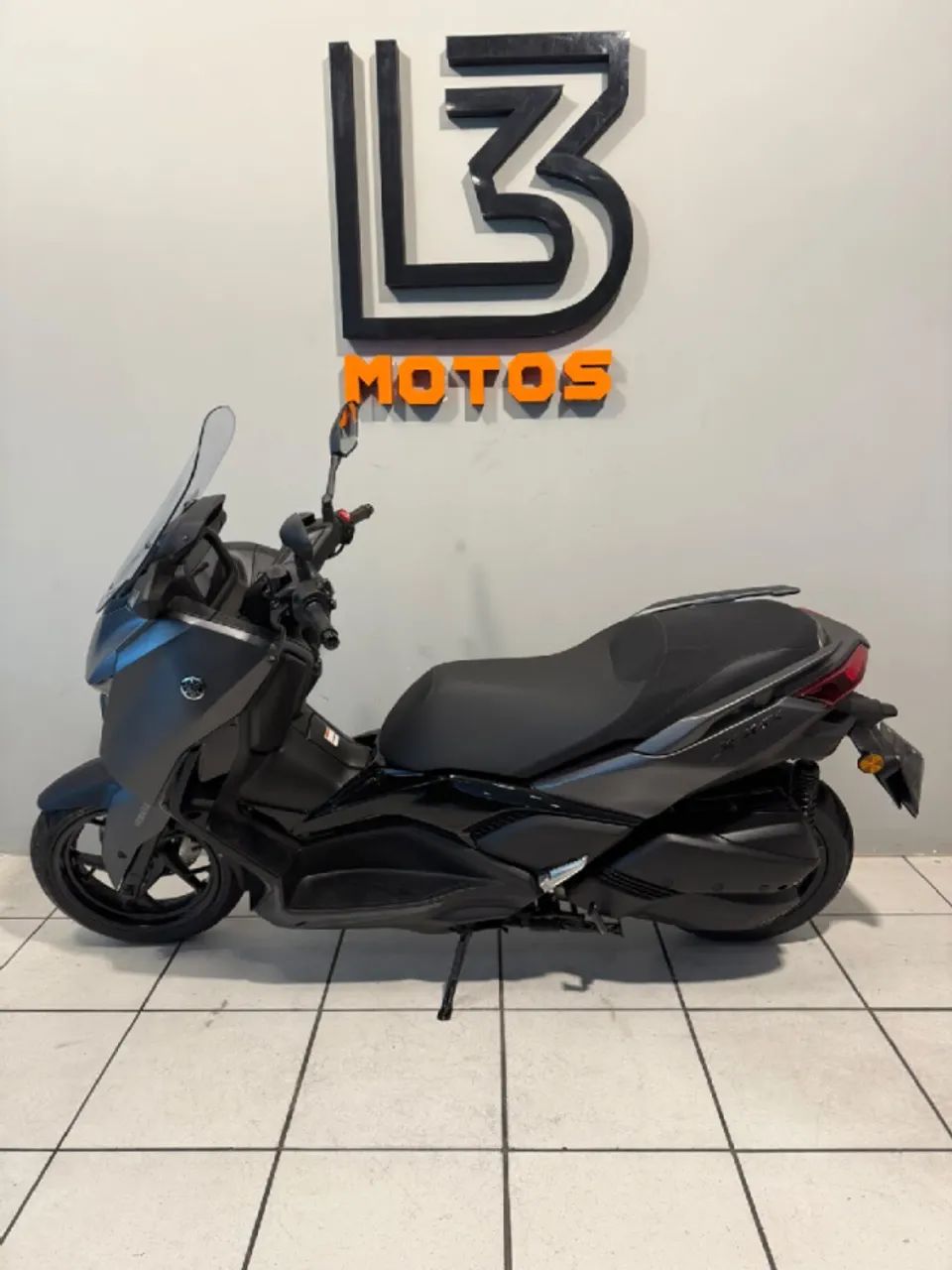 YAMAHA XMAX 300 CONNECTED - Foto 3