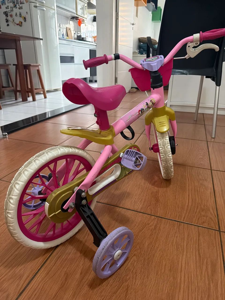 Bicicleta Infantil Rosa com Rodinhas - Linda e Pronta para Usar! - Foto 3