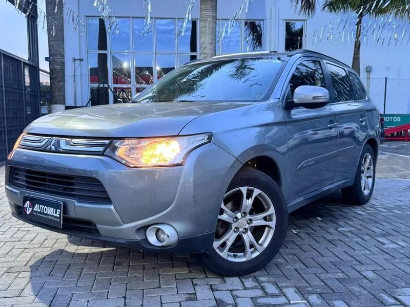 Mitsubishi Outlander 3.0/ GT 3.0 V6 Aut., foto 2 de 14