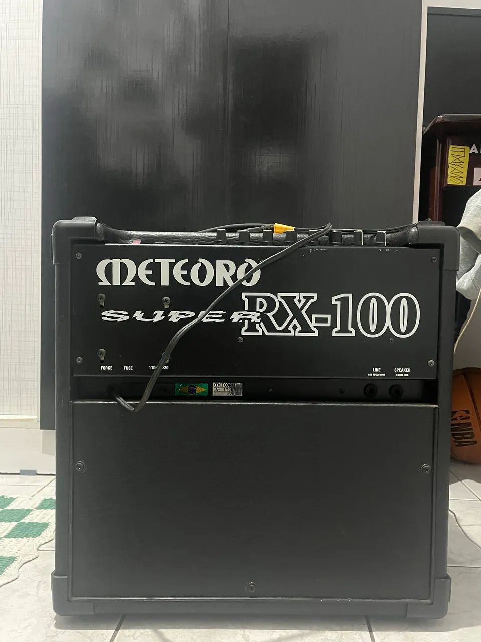 Amplificador meteoro 451035600792463360