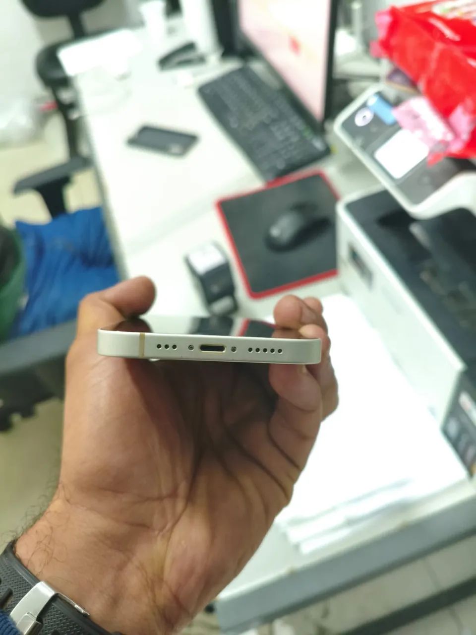 Iphone 14 impecável  - Foto 4