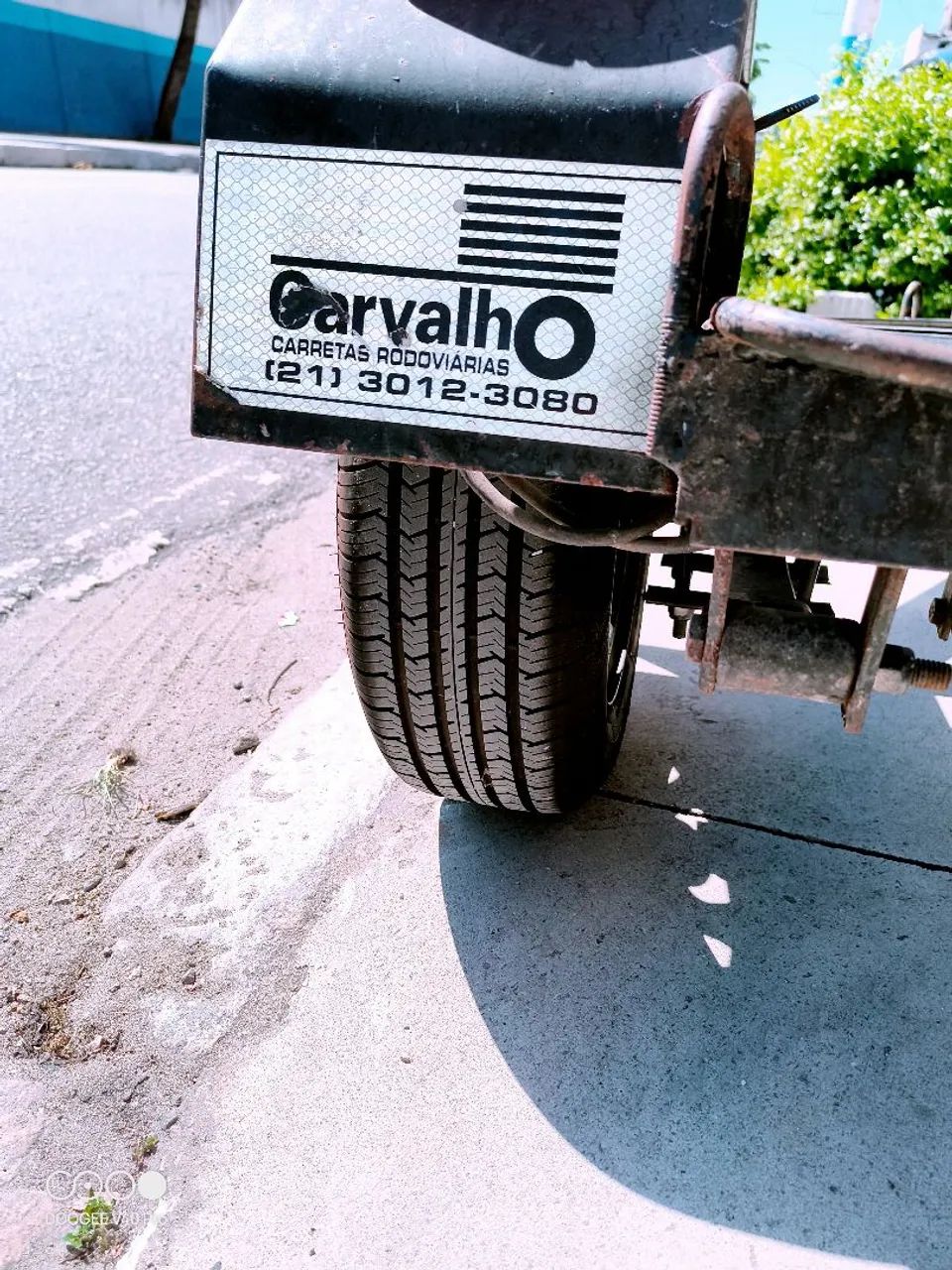 Carretinha com 2 pneus novos e com amortecedor  - Foto 5