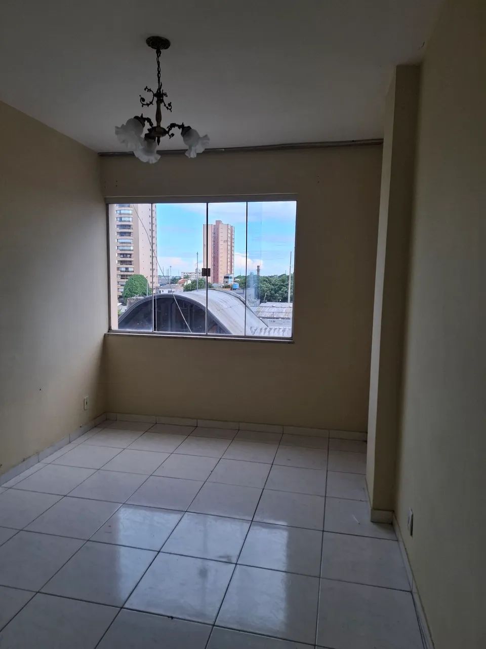 Alugo apto em excelente localizacao - Foto 3