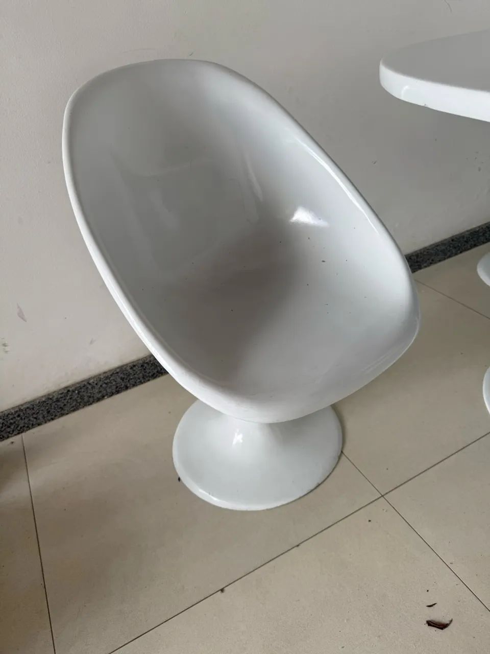 Conjunto de Mesa e 4 cadeiras - Foto 4