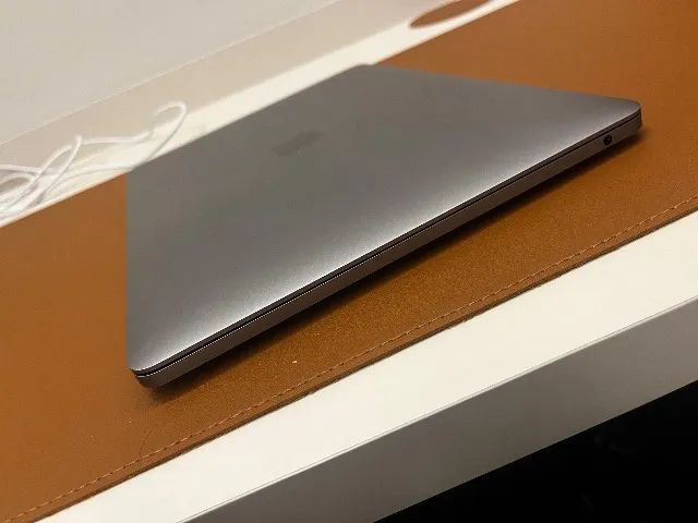 MacBook Pro 13 inch, 2017. i7, 16gb de ram, SSD 512gb, Tela retina