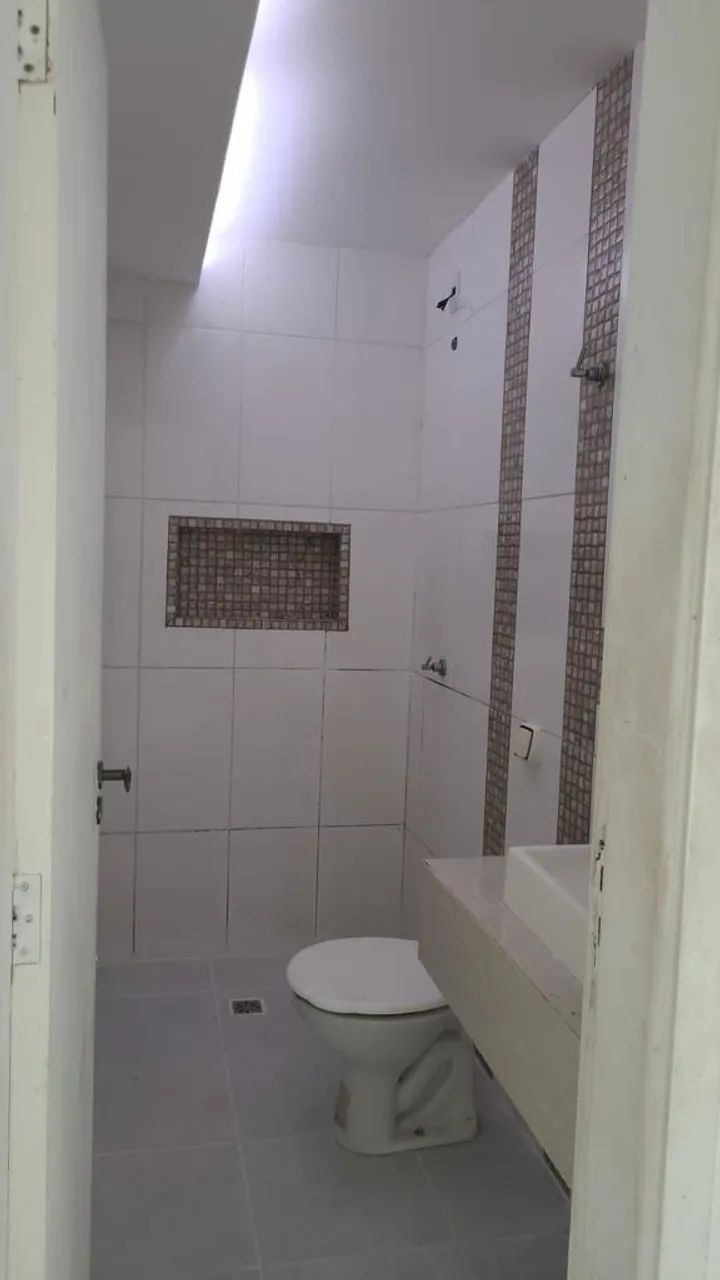 Apartamento com sacada - Ótima localização  - Foto 5