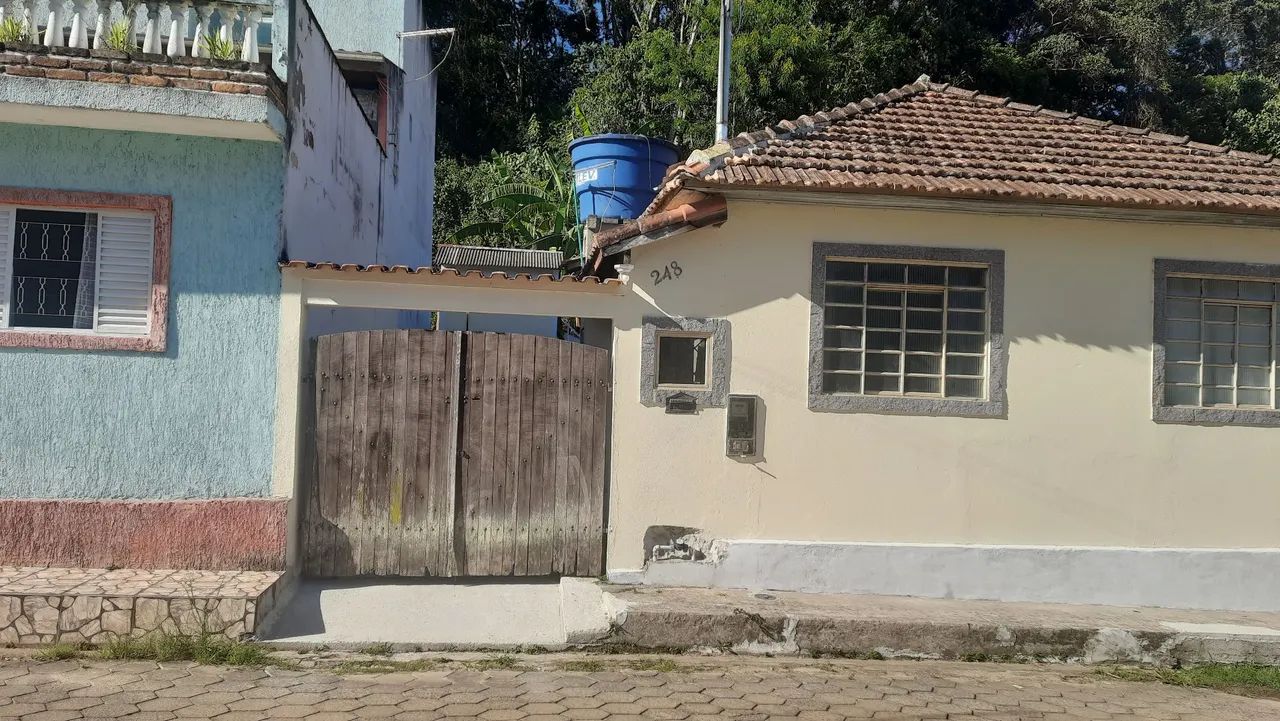 Casa ao lado do Fórum em Piquete - Foto 3