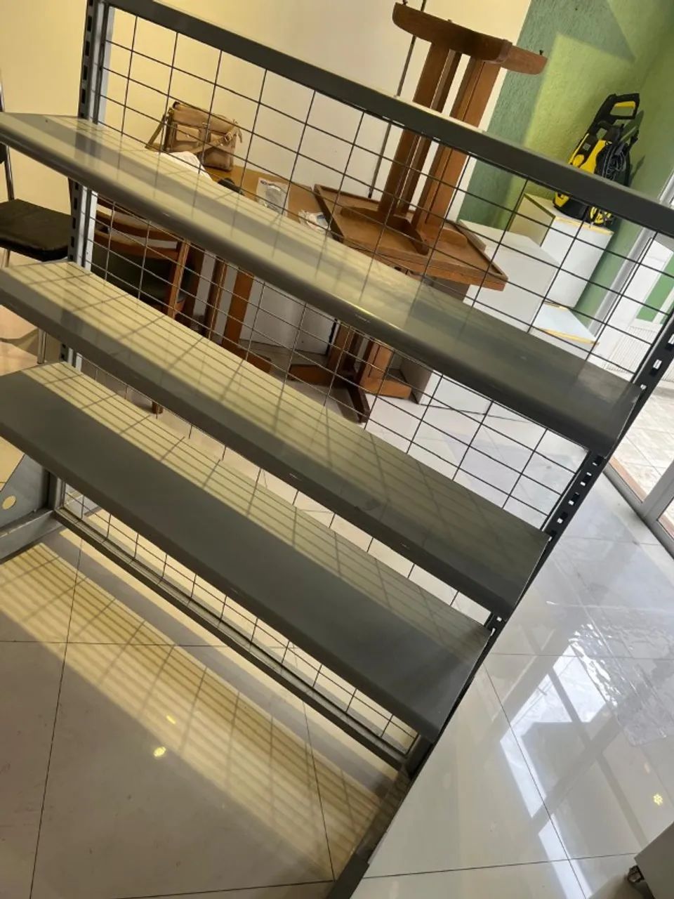 Prateleiras de aço esmaltado