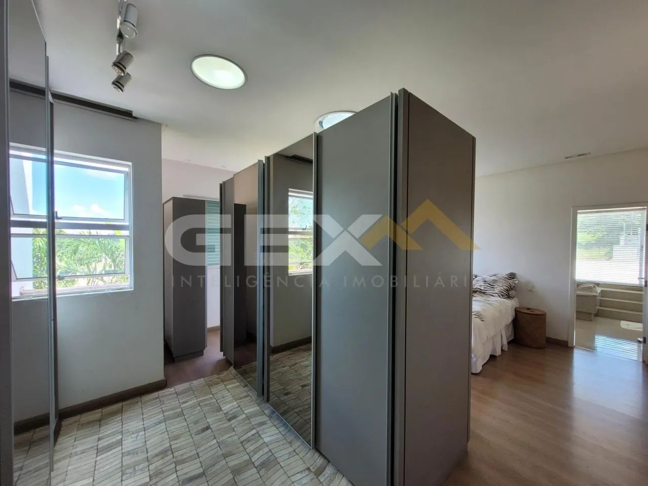 Casa no bairro Belvedere com Espaço Gourmet e Lote de 945m² - Foto 5