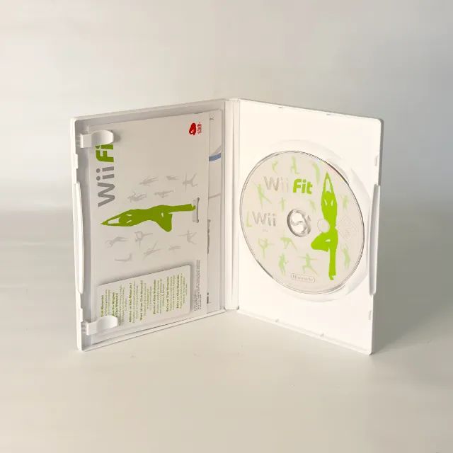 Wii & WiiFit セット Amazon.co.jp: Wiiフィット プラス (バランスWiiボードセット)(クロ