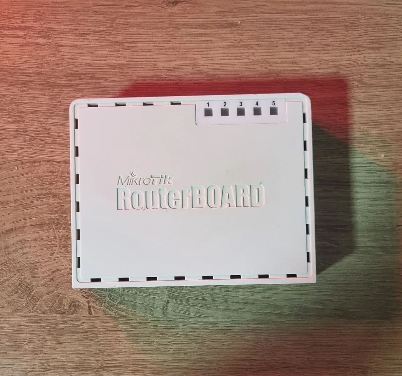 MicroTik RouterBoard 750GL