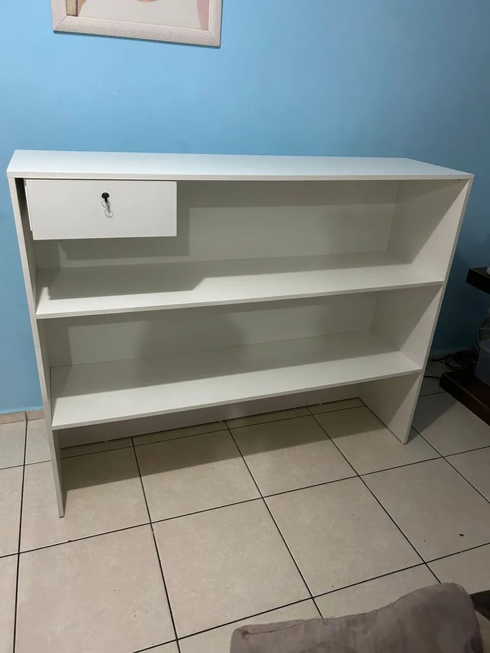 BALCÃO DE ATENDIMENTO 1,50M COM GAVETA E CHAVE - ESTADO DE NOVO  - Foto 3