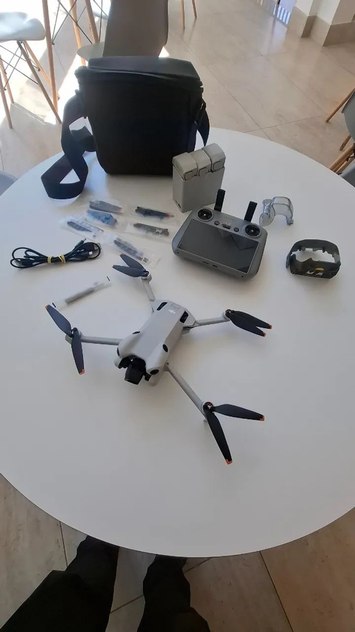 Drone DJI Mini 4 Pro Combo - Foto 3