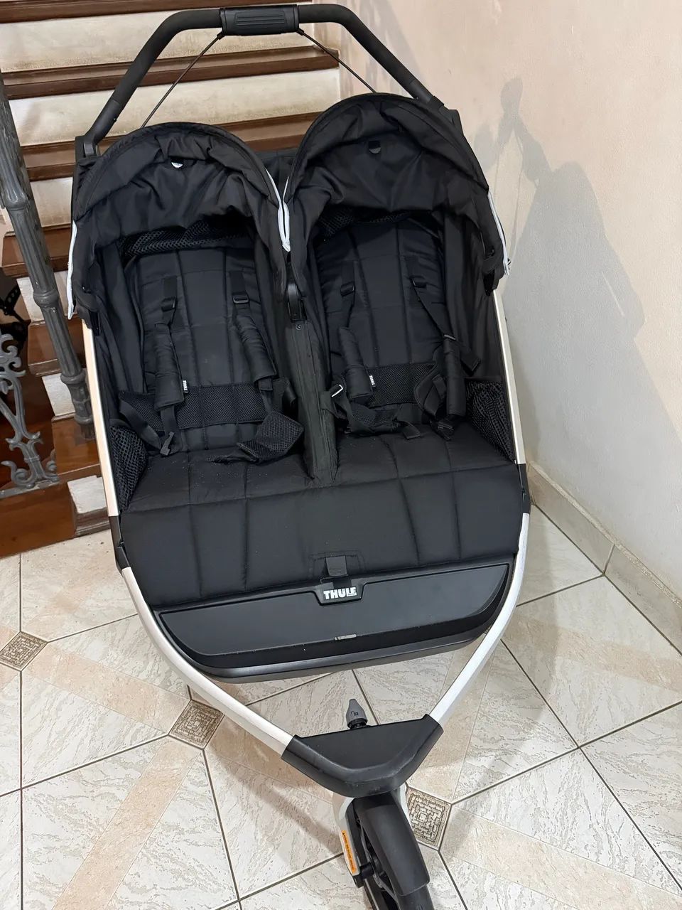 Carrinho Gêmeos trule semi novo  - Foto 4