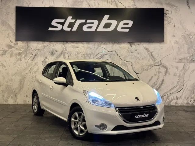 Peugeot 208 2016
