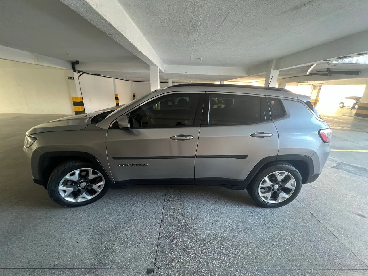 Jeep Compass Longitude 2.0 4X2 Flex 16V Aut. 2019 - Foto 2