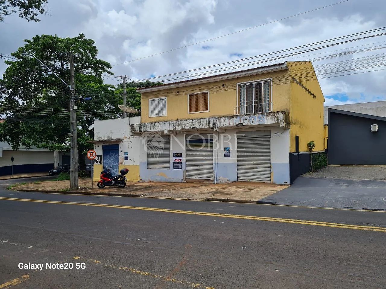 Imóvel com casa, sobrado e 2 salões comerciais na Avenida São Domingos - Foto 5