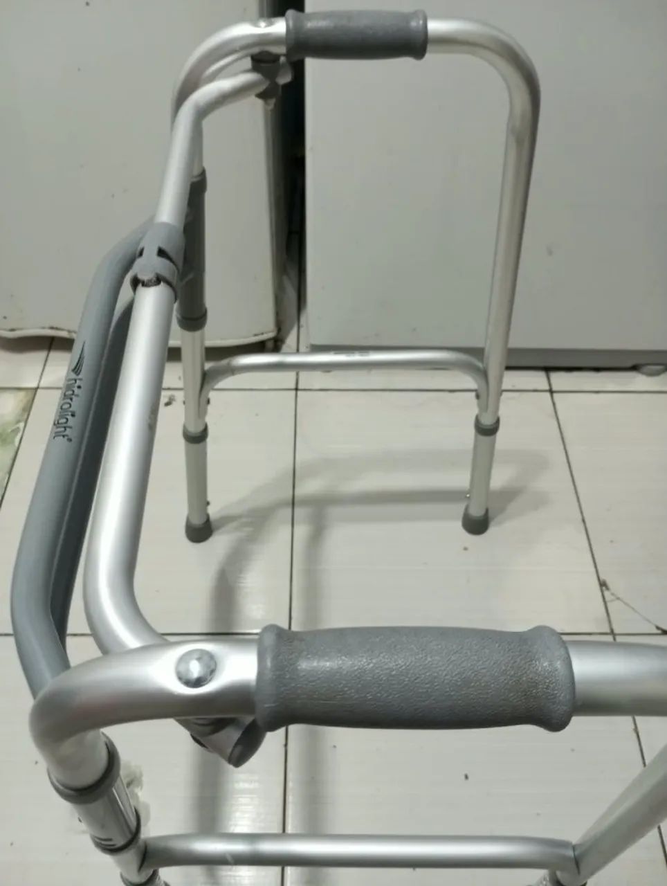 Andador  150 reais  - Foto 2