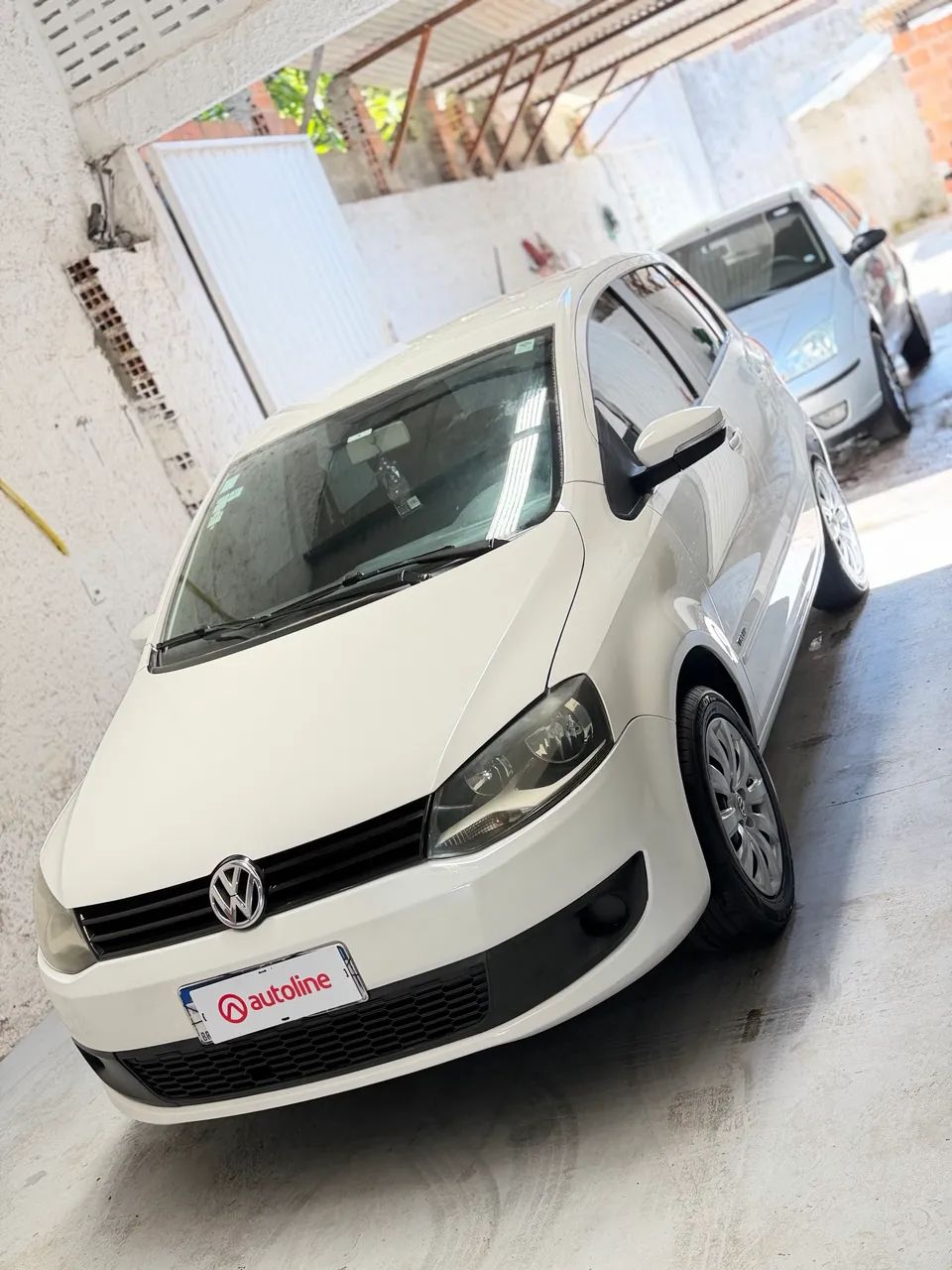 Volkswagen Fox 1.0 MI Total Flex 8V 5P 2014