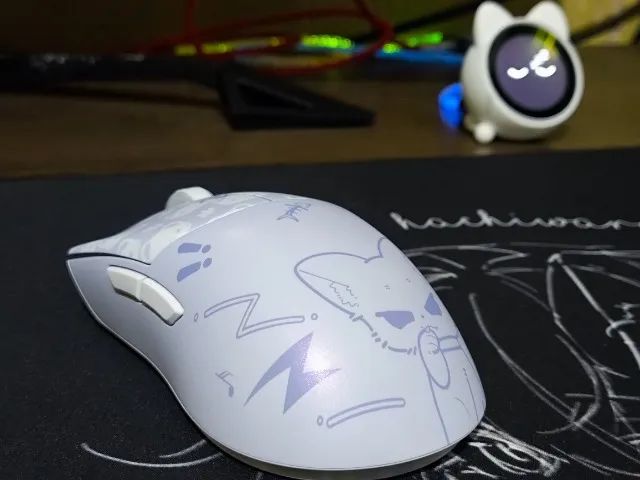 Mouse WL Huan Nekko 3950HS 8000hz 48gr Magnesio - Periféricos e