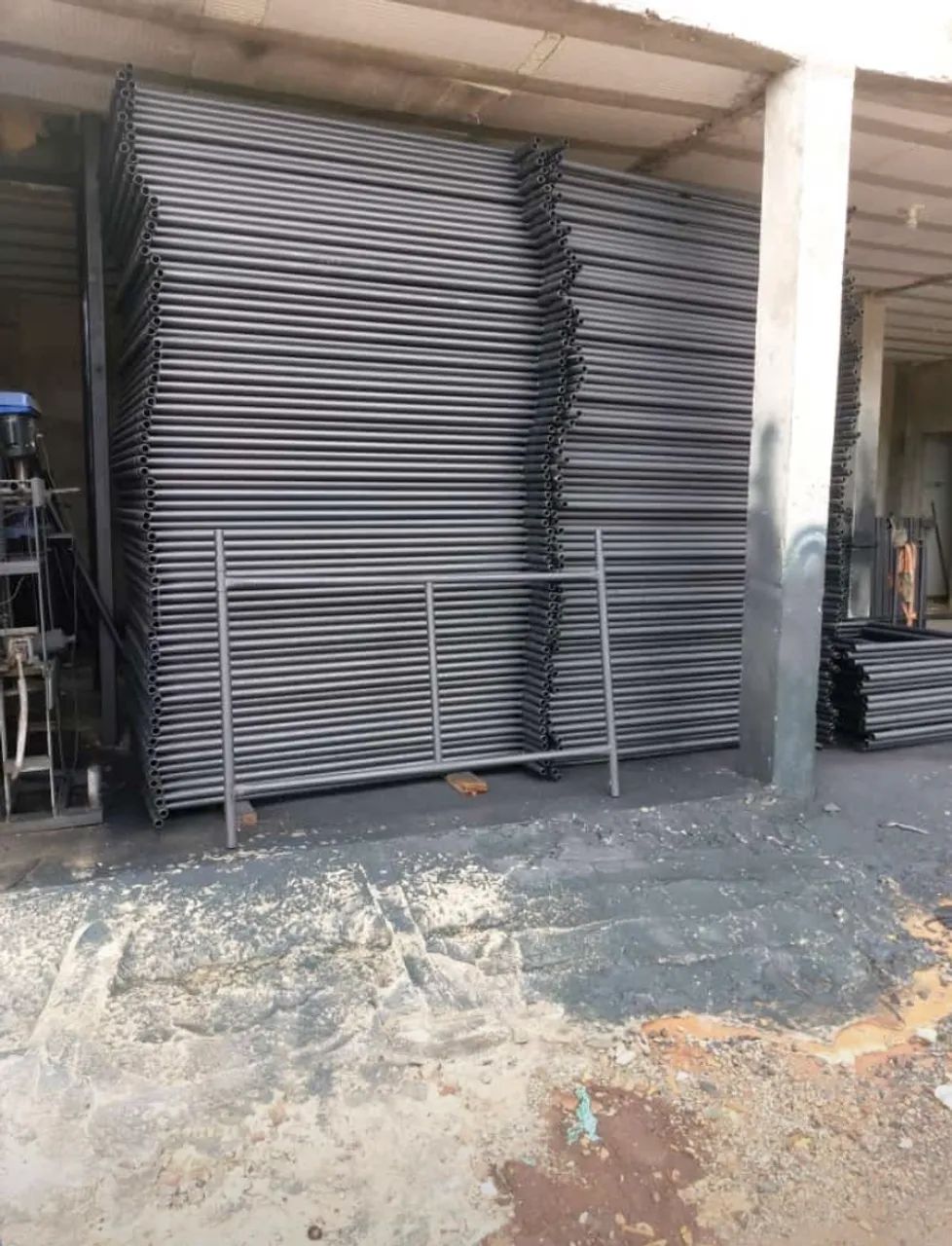 Vende-se Andaimes na chapa 14 e 12