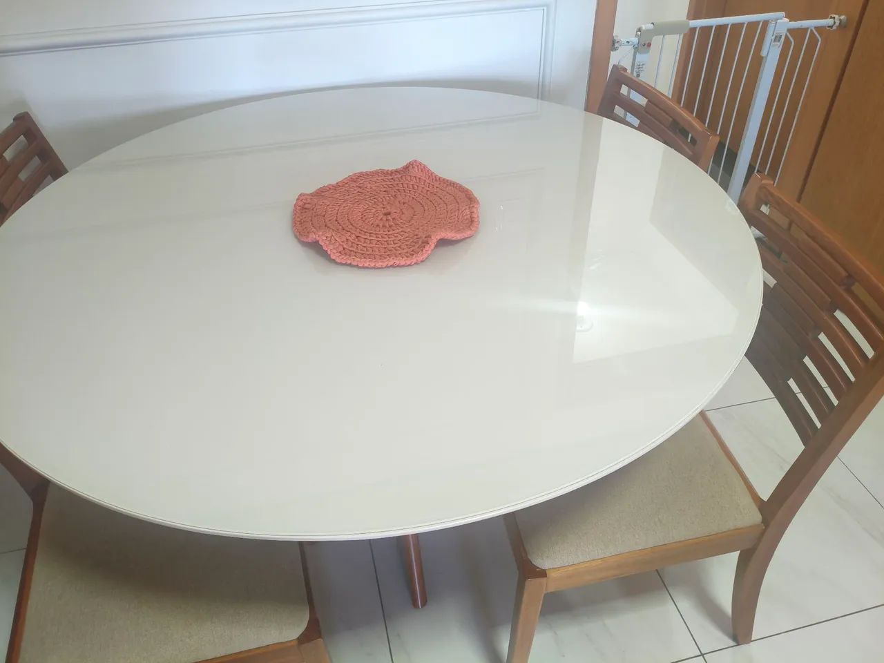 Conjunto de mesa e cadeiras - Foto 2