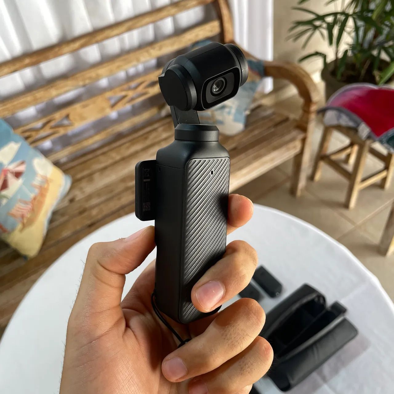 DJI Osmo Pocket 3 Creator Combo + Lente Black Mist + Suporte Magnético  - Foto 2