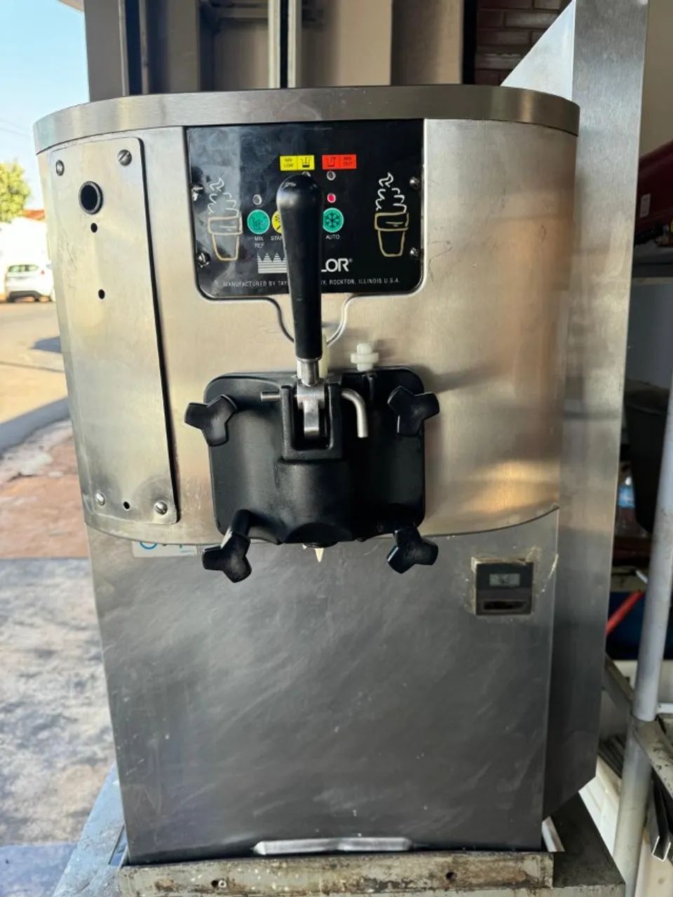 MÁQUINA DE SORVETE C707