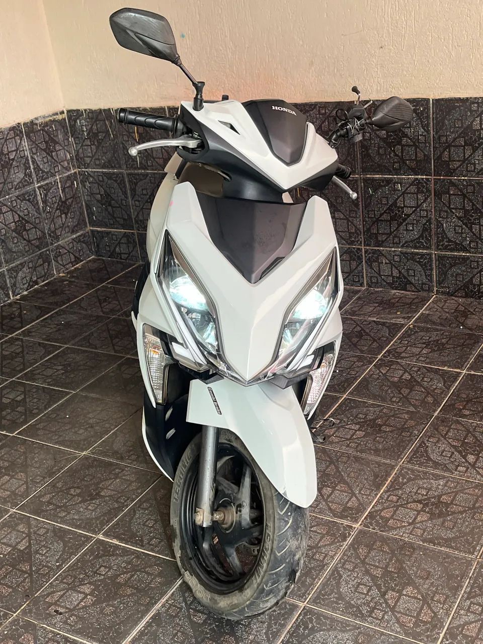 Elite 125 2021 nova
