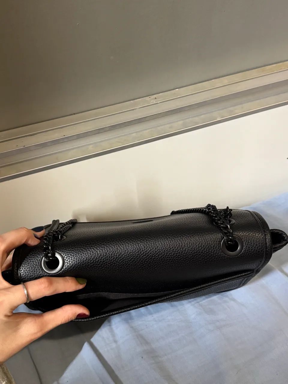 Bolsa preta Satinato - Foto 3