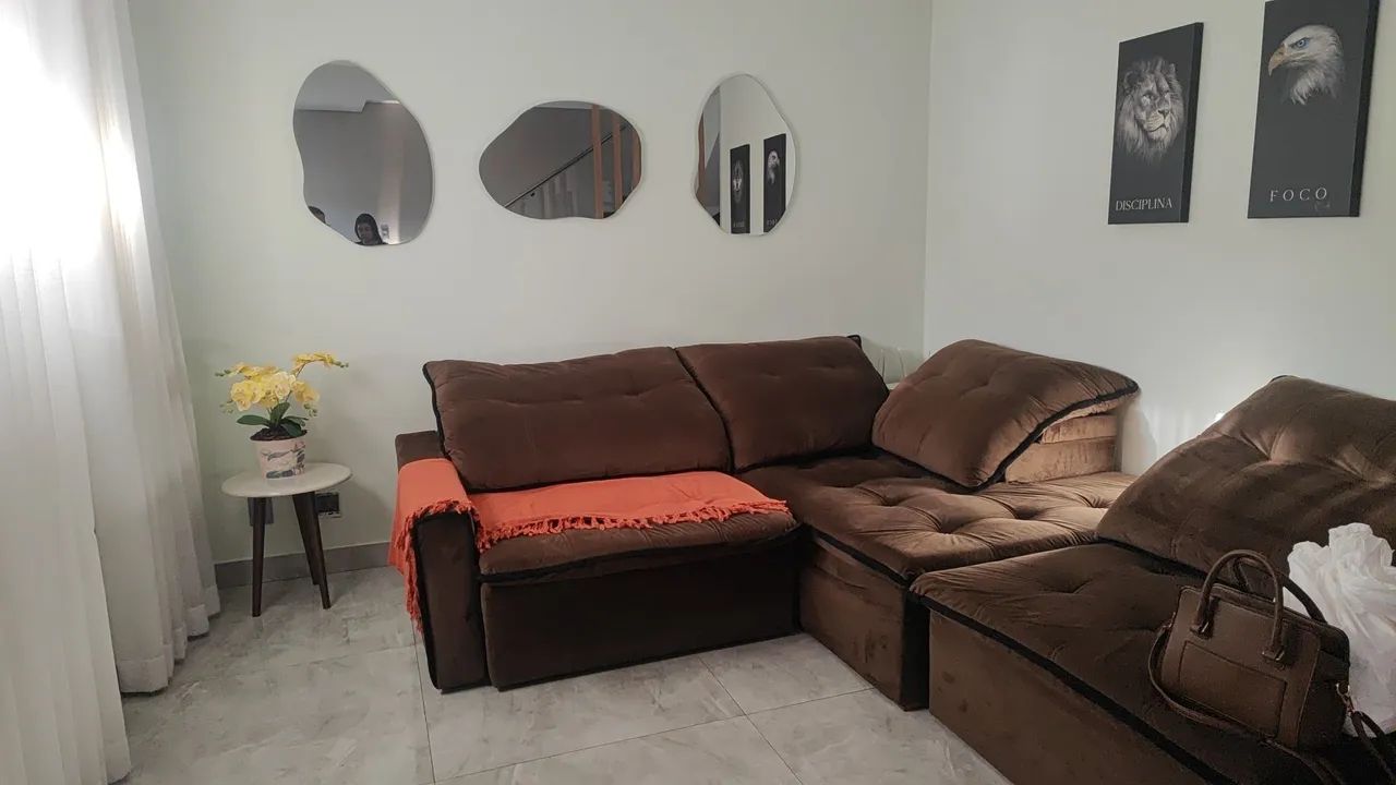 Sofá de alto Padrão 418478292469043200
