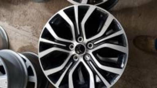 Roda aro 18 Mitsubishi Outlander 2017 (Honda Civic)