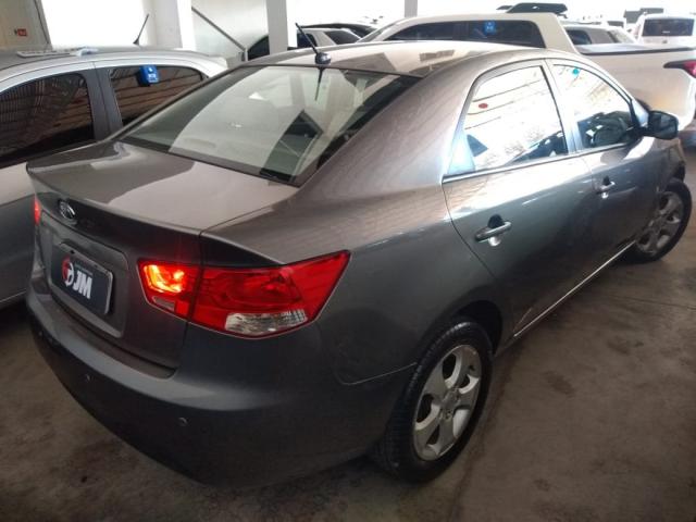Cerato 2011 EX2 Autom. - Foto 14