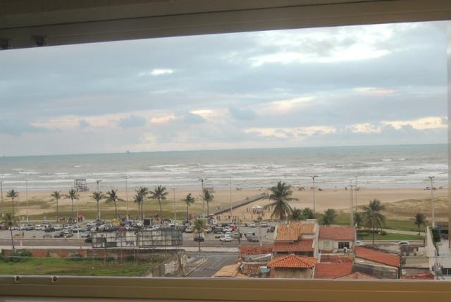 Duas quadras do mar
