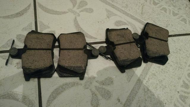 Conjunto de pastilhas da Audi (EUR228)