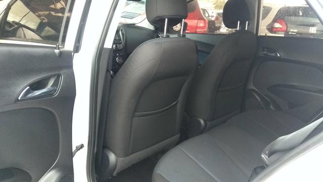 Hb20 1.6 comfort plus 2015/2015 ipva e transferência grátis - Foto 2