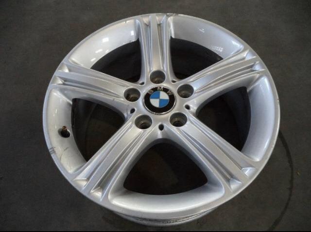 Jogo de rodas BMW 320i aro 17 - Foto 3
