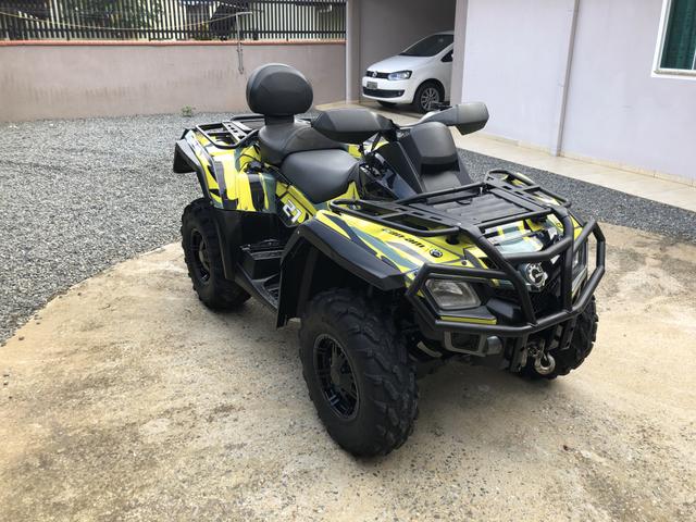 Can Am Outlander max 800
