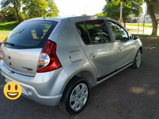 Sandero Privilege 1.6 (8V) - Foto 7