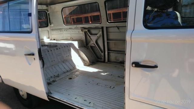 Vendo Kombi / Furgão 2008 em ótimo estado - Foto 2