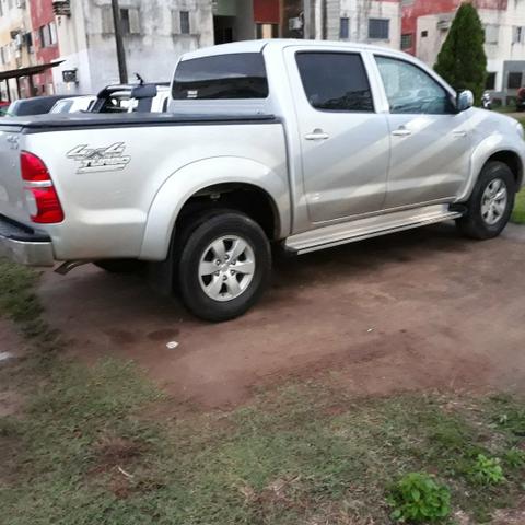 Hilux CD SRV 4x4 Automática 2010/2011